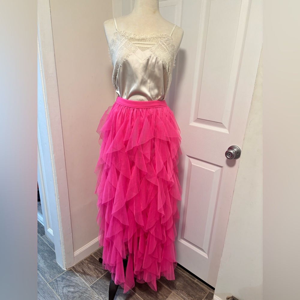 Gorgeous hotpink skirt 💗
